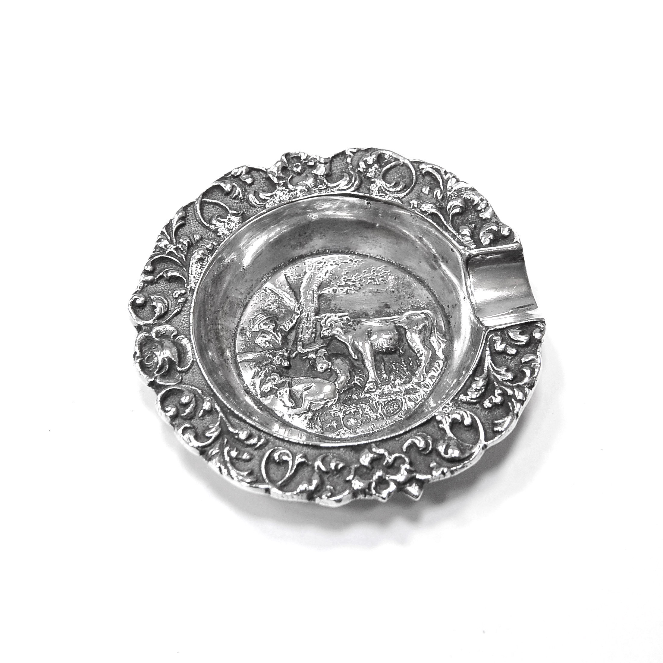 Серебряная пепельница с пасторальной сценой, миниатюрная