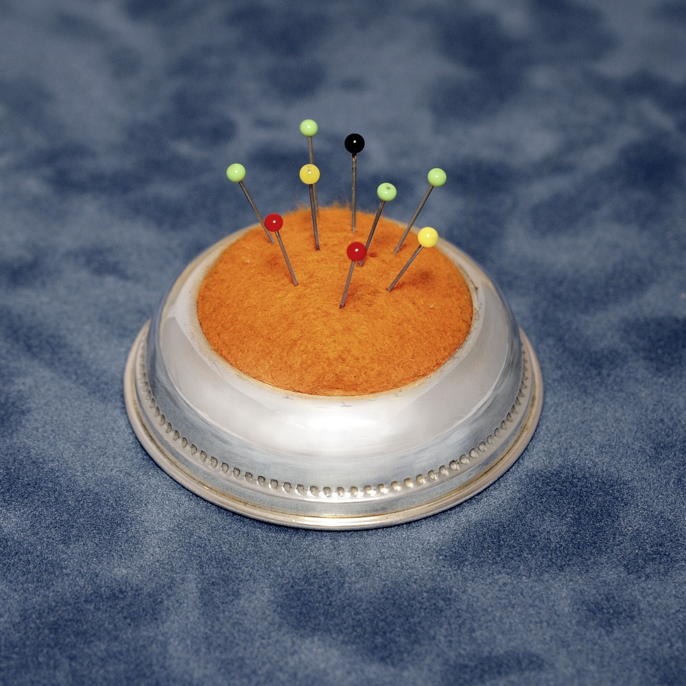 Винтажная игольница. Италия, конец ХХ века Винтажная игольница. Италия, конец ХХ века