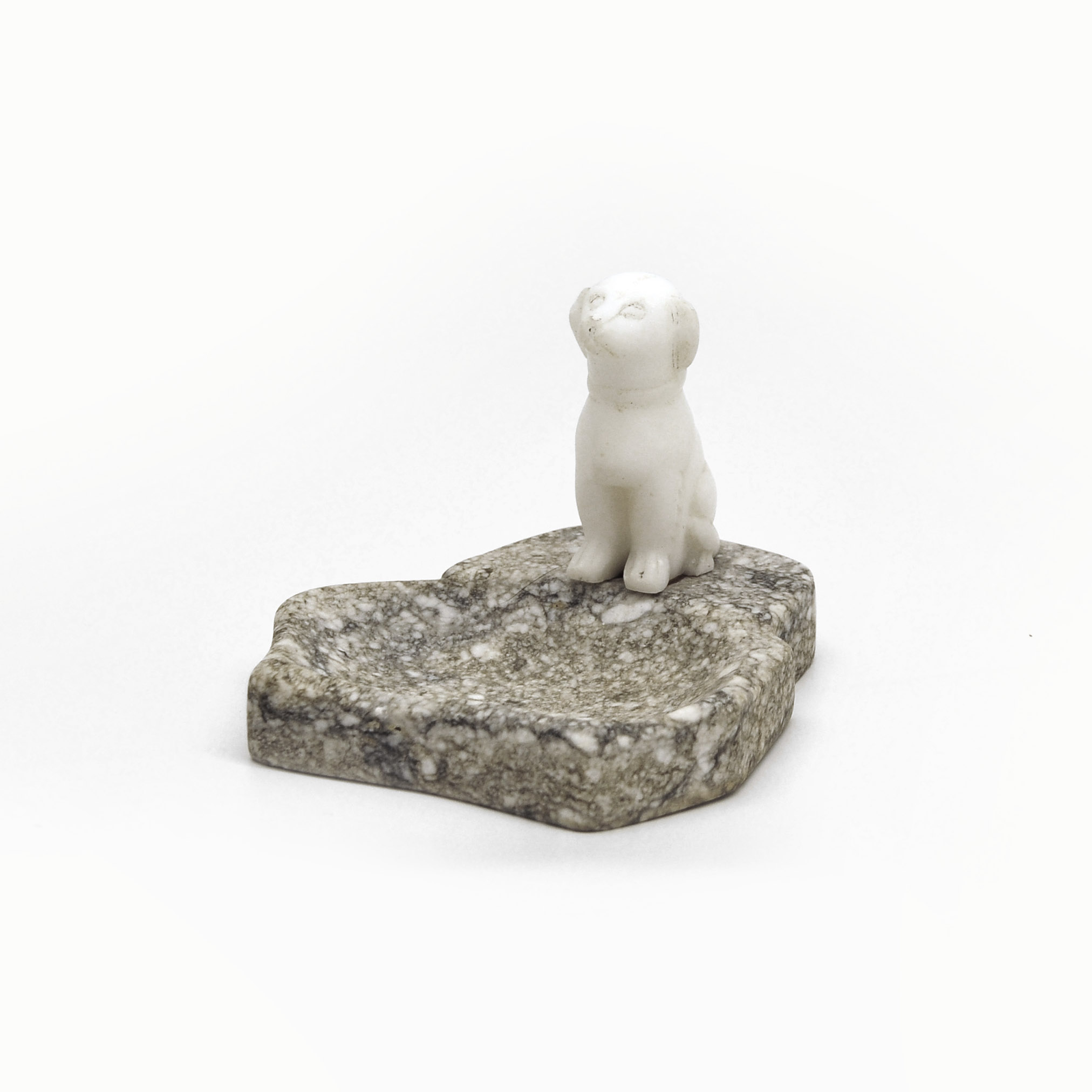 Собака. Винтажная, мраморная пепельница Собака. Винтажная, мраморная пепельница