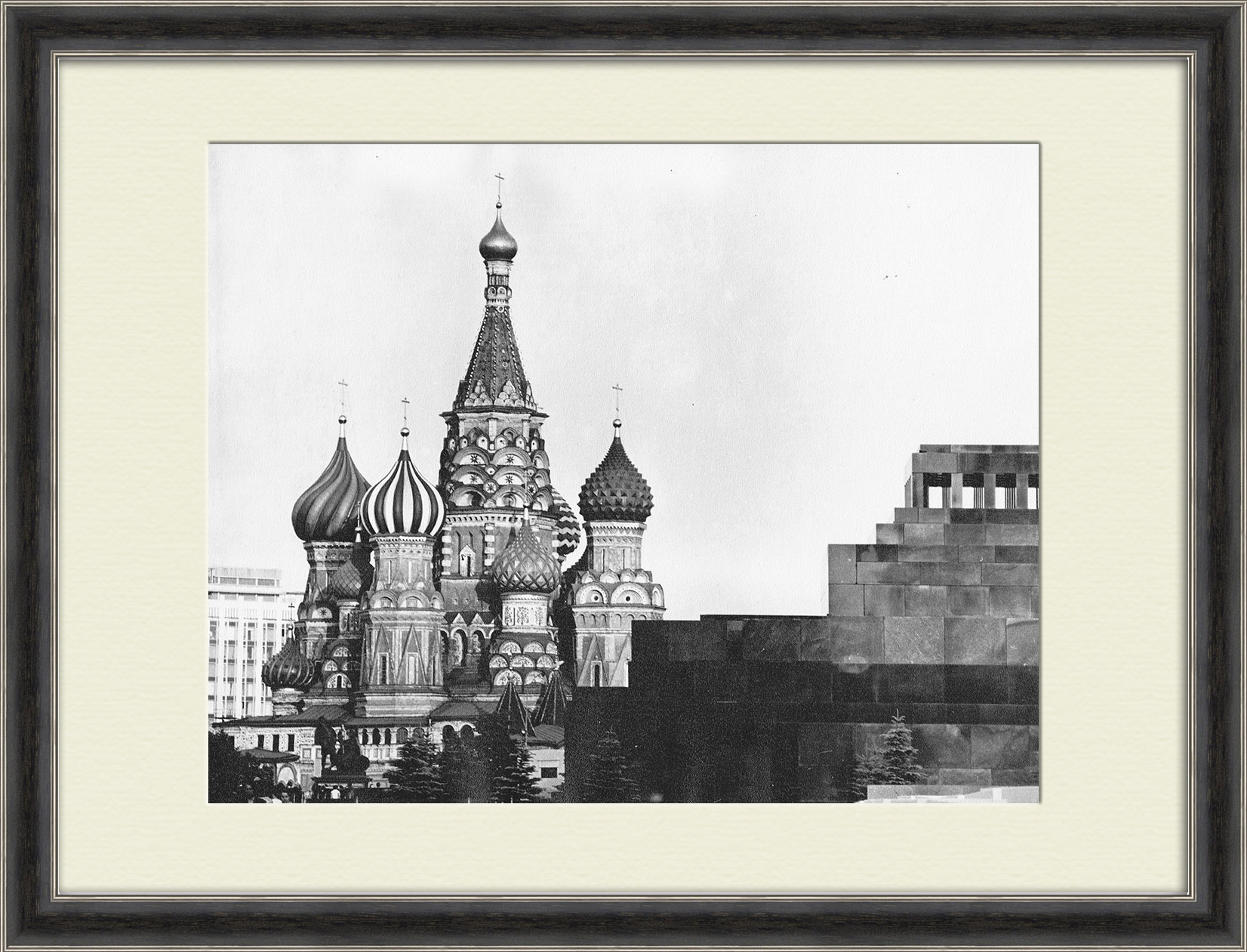 Красная площадь: Собор Василия Блаженного и Мавзолей В.И. Ленина Красная площадь: Собор Василия Блаженного и Мавзолей В.И. Ленина