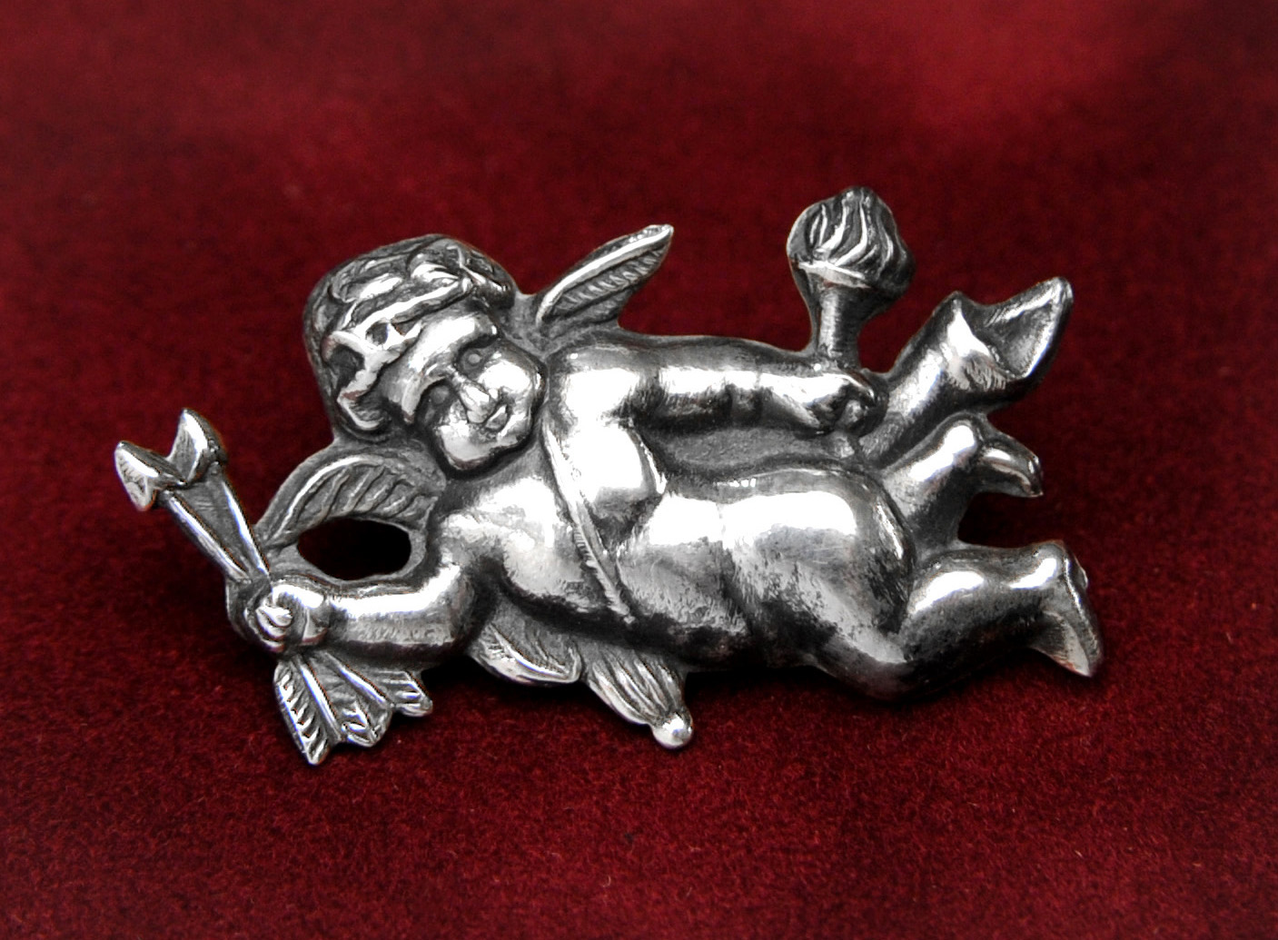 Амурчик, серебряная винтажная брошь Амурчик, серебряная винтажная брошь