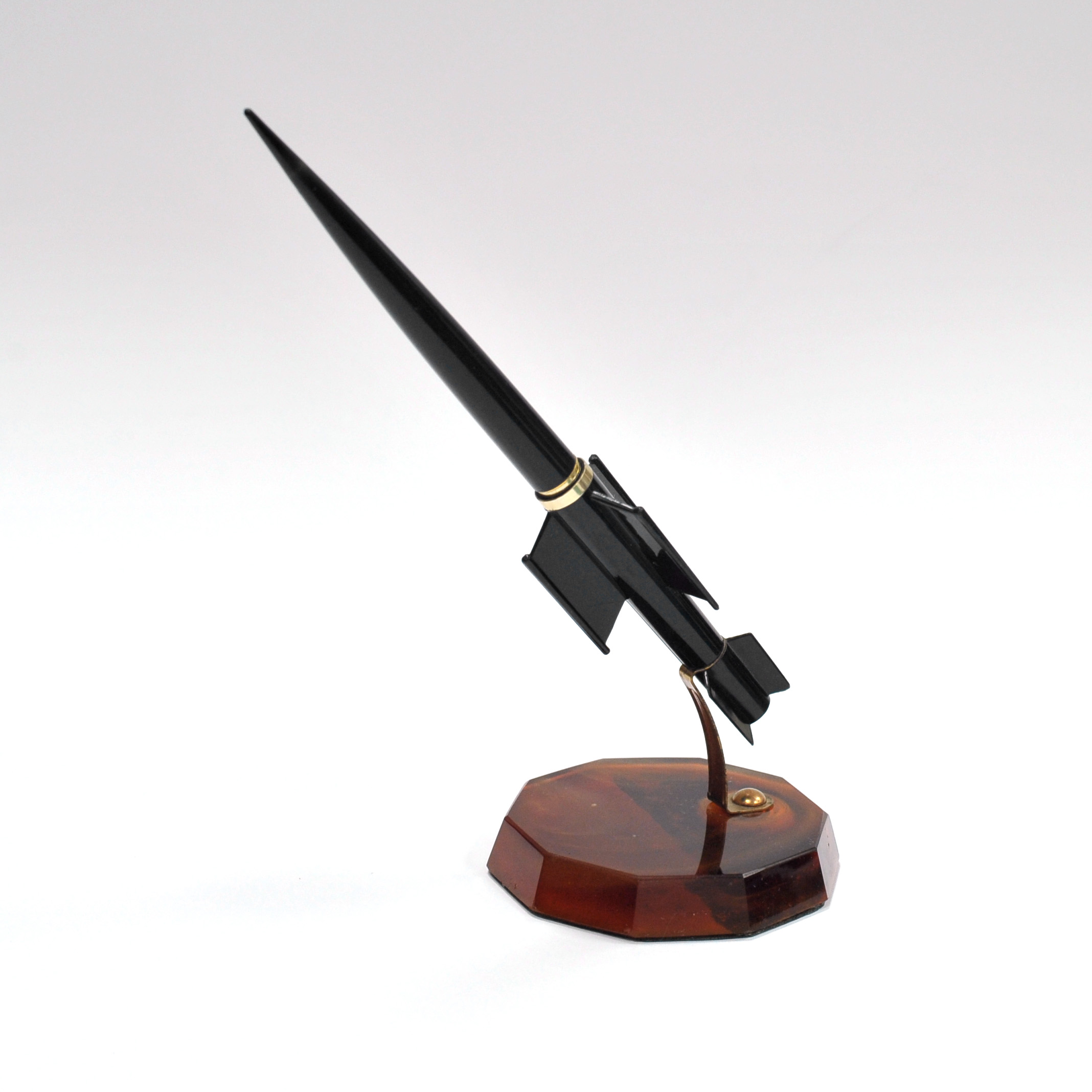 Перьевая ручка-ракета 1961 года Перьевая ручка-ракета 1961 года