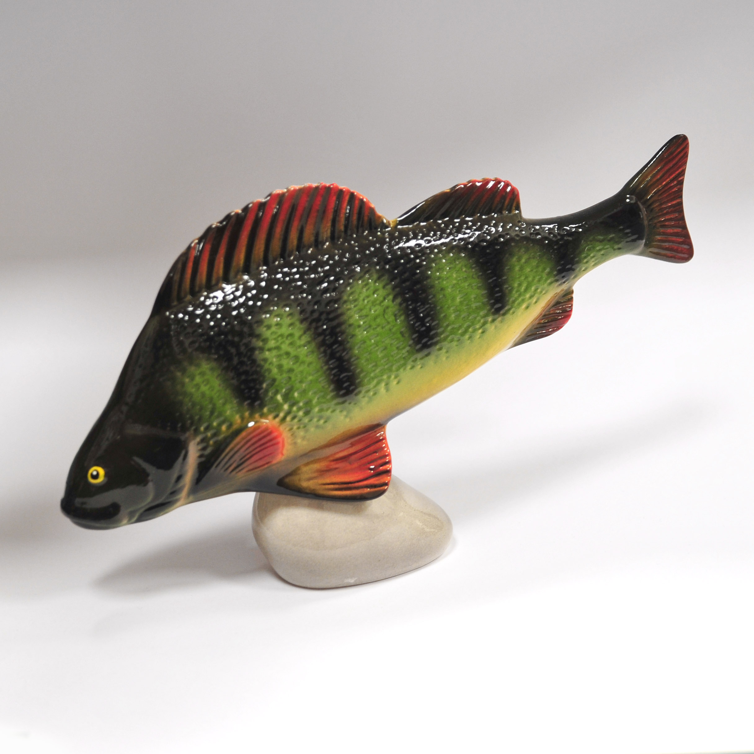 Окунь, декоративная статуэтка Окунь, декоративная статуэтка