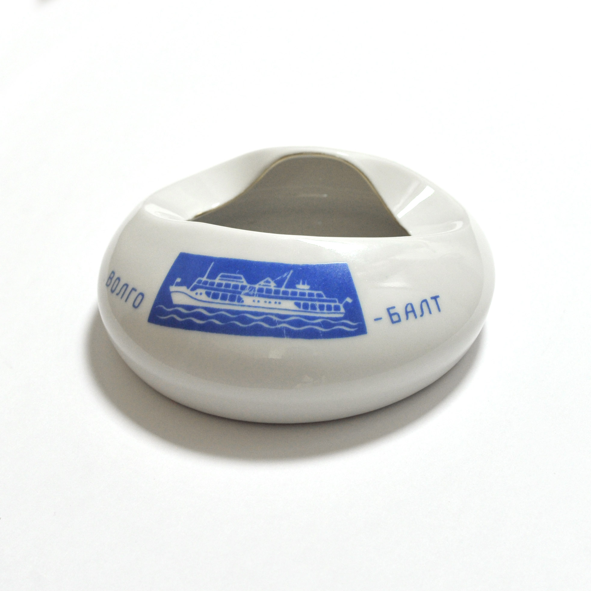 Волго-Балт, старинная фарфоровая пепельница. ЛФЗ Волго-Балт, старинная фарфоровая пепельница. ЛФЗ