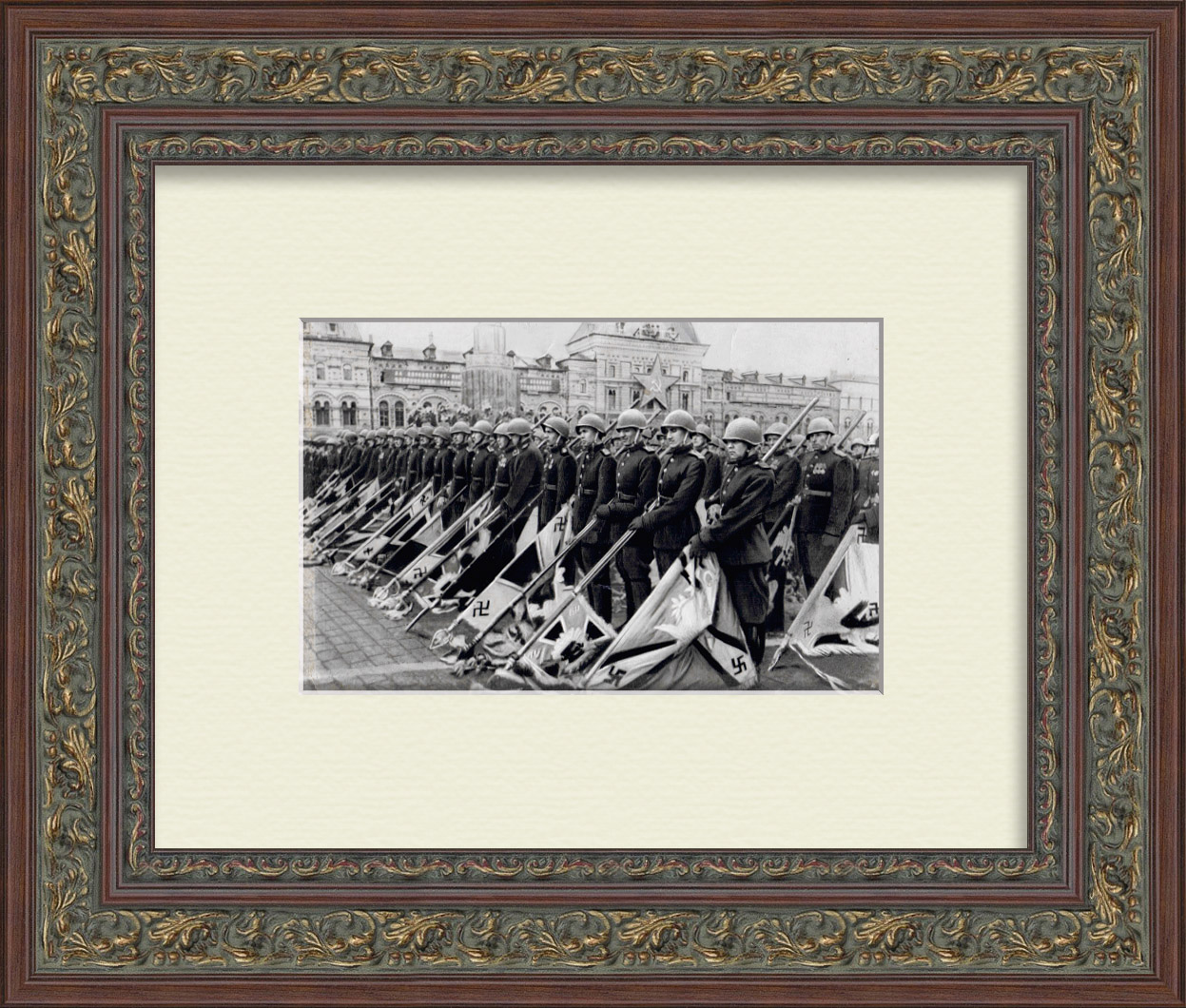 Парад Победы на Красной площади в 1945 г. Антикварная фотография Парад Победы на Красной площади в 1945 г. Антикварная фотография