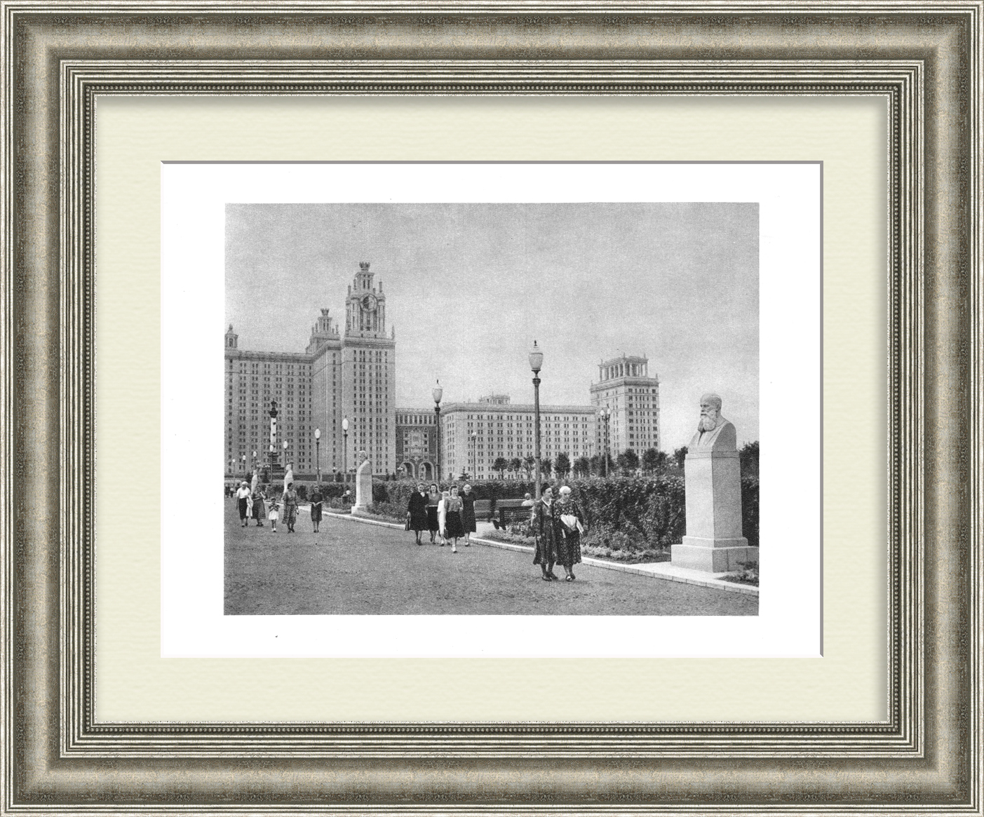 МГУ, главная аллея выдающихся русских ученых. Редкая, тиражная графика МГУ, главная аллея выдающихся русских ученых. Редкая, тиражная графика